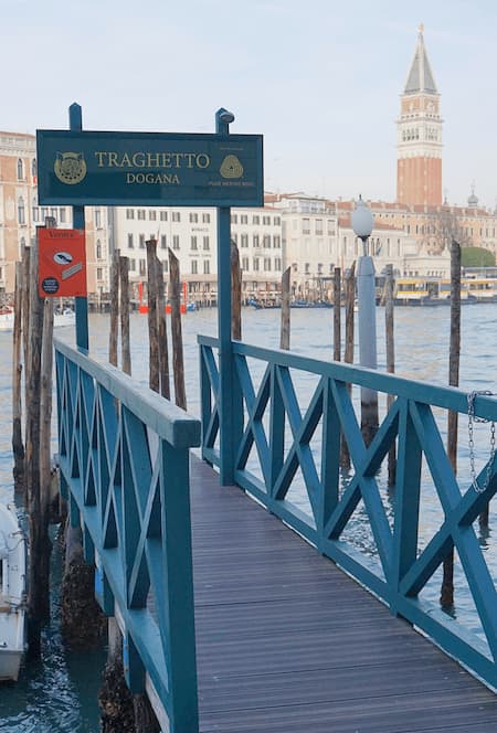 como viajar en góndola por 2 euros